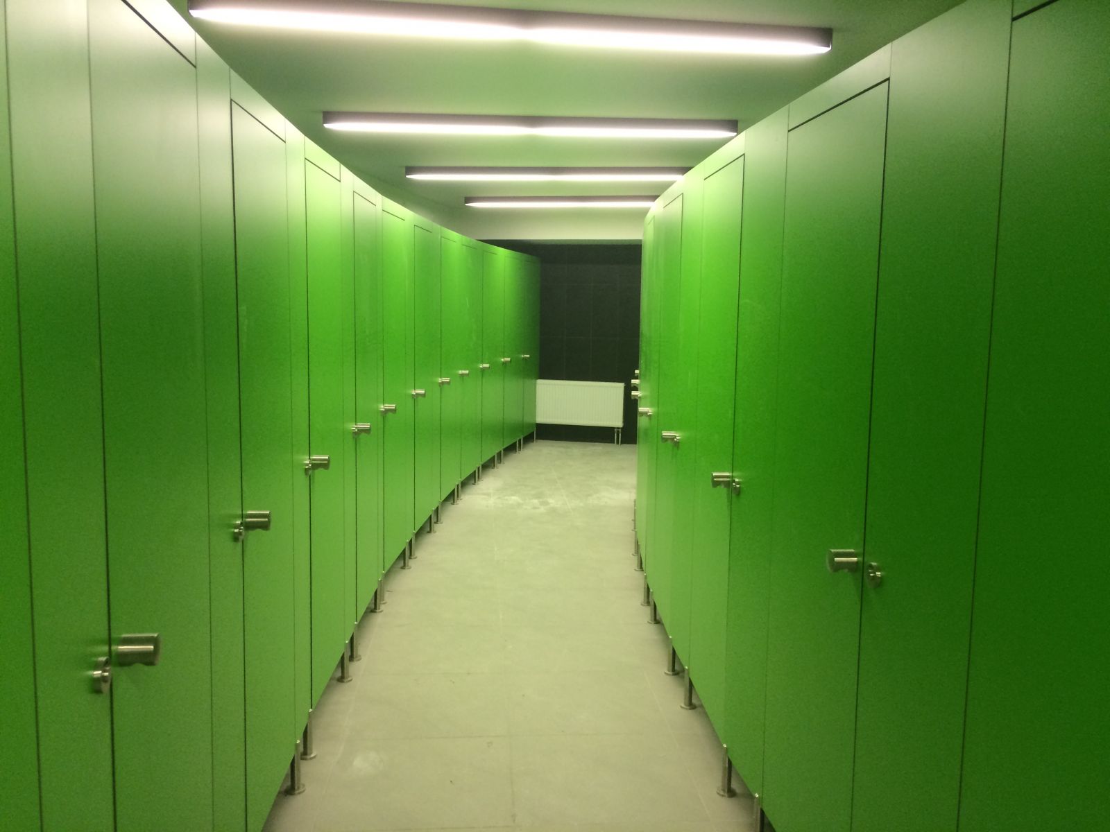 Sanitary partitions